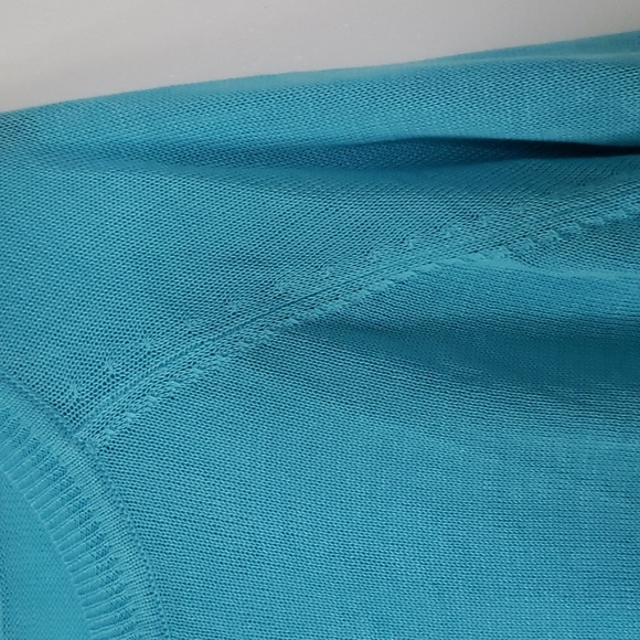 Sweater - Picture 5 of 6